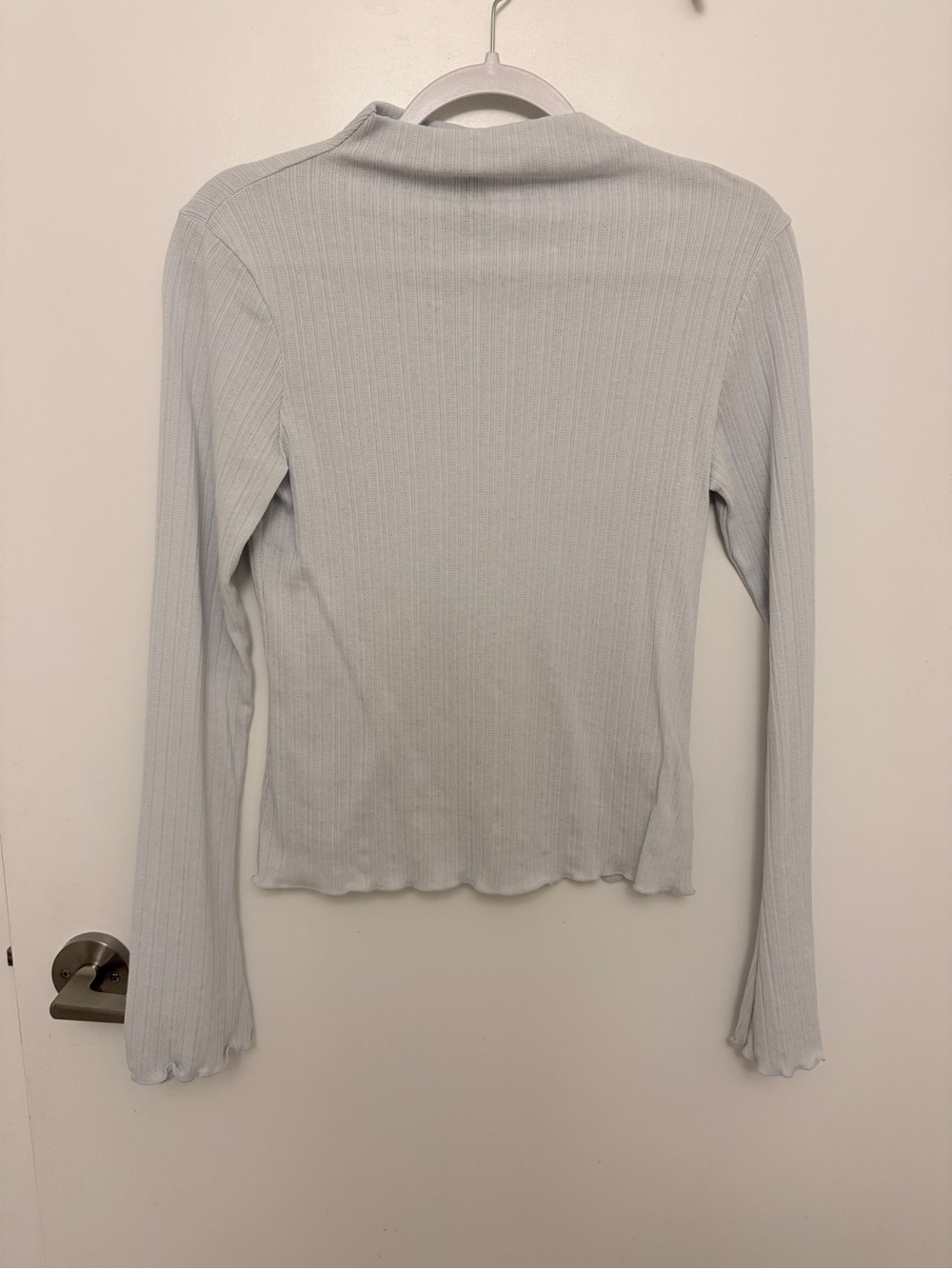 Light blue Ribbed Long-Sleeve Women’s Top